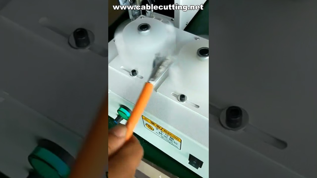 Máquina de Cepillado de Redes y División de Capa de Blindaje para Cables - Herramienta Automatizada