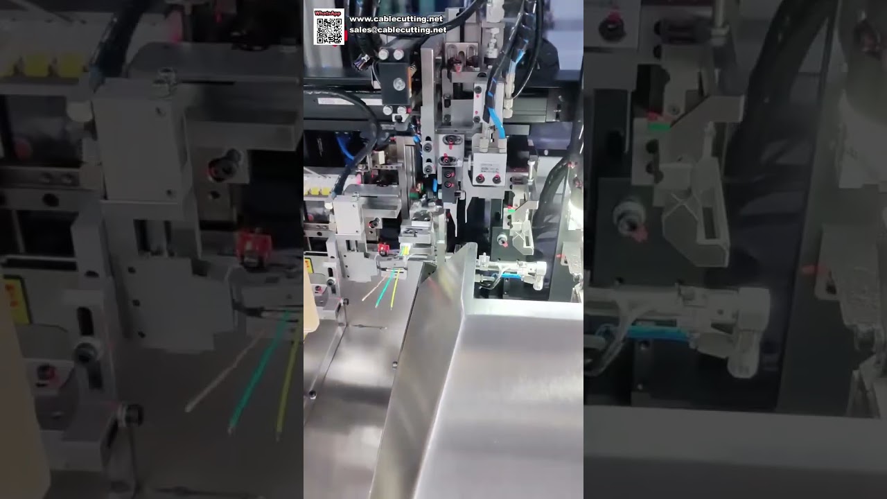 Máquina de Crimpado de Terminales e Inserción de Conectores para Arneses Automotrices