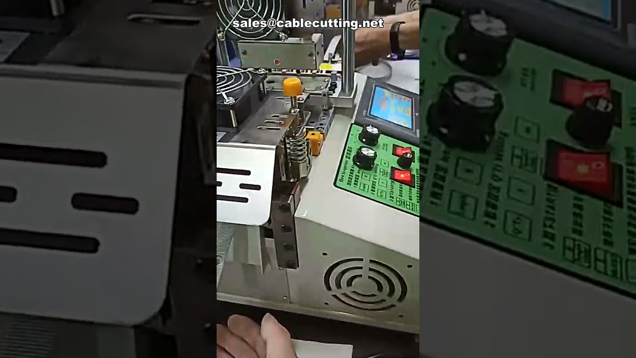Máquina para hacer botones de tela de 2 agujeros | Equipo de fabricación de botones automático