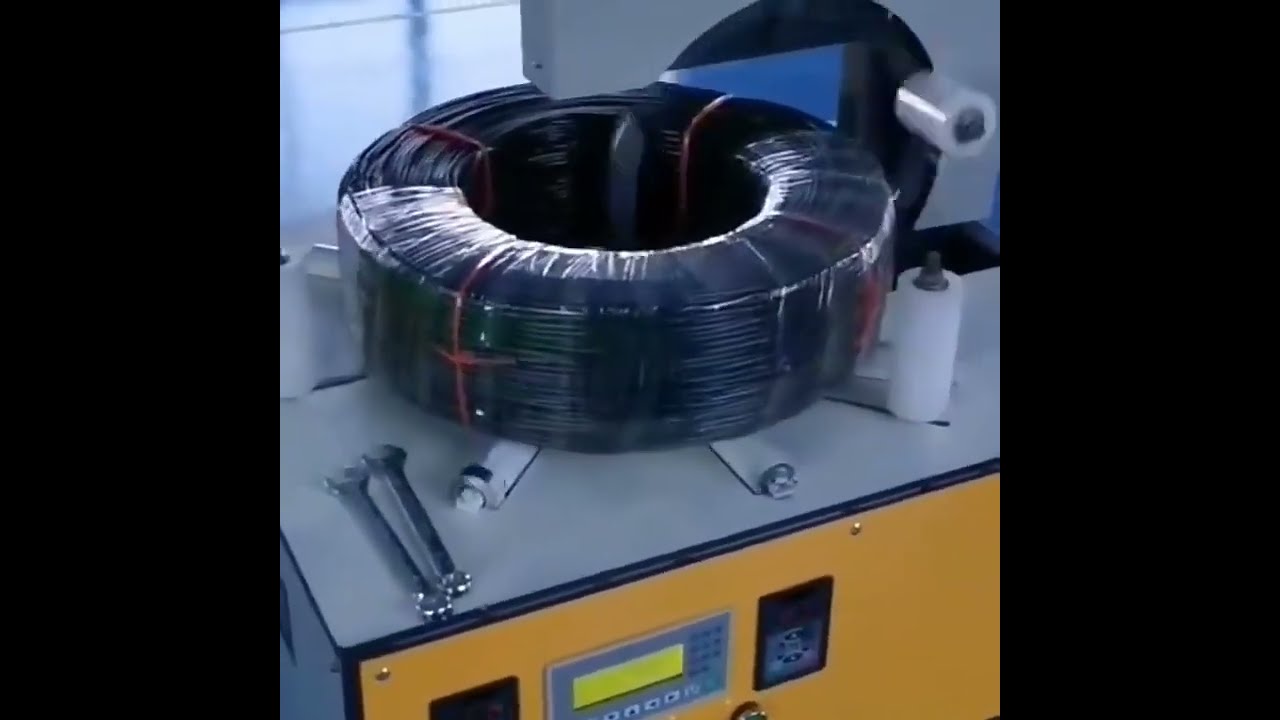 Máquina envasadora con film de bobinado horizontal WPM-9-25 - Embalaje automático industrial