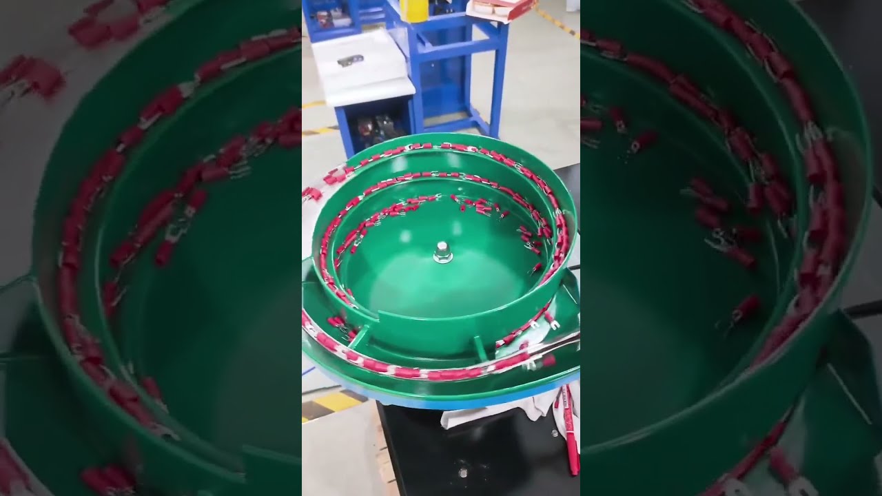 Prueba de envejecimiento de máquina de crimpado con disco vibratorio #maquinaria #peladoraDeCables #fábrica