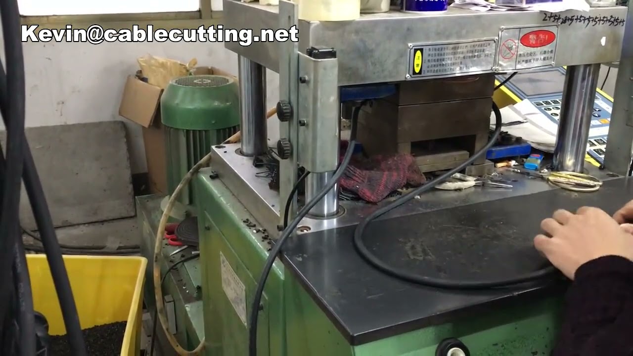 Máquina de Moldeo por Inyección para Fabricar Enchufes | Inyectora de Plástico de Alto Rendimiento