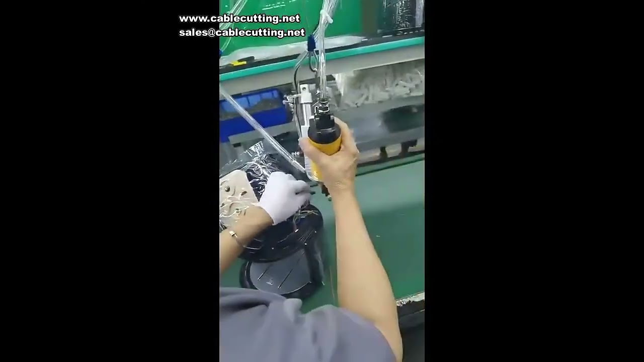 Máquina automática de crimpado para terminales de capuchón, bloque tipo pezón y conector de cable