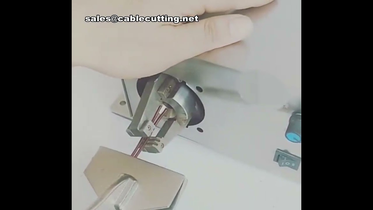 Máquina de Torsión Automática para Cables de Cobre Multifilamento - Herramienta de Procesamiento Eficiente