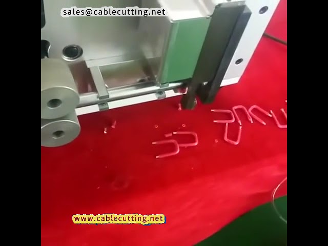 Máquina automática pelacables y dobladora de alambres controlada por computadora