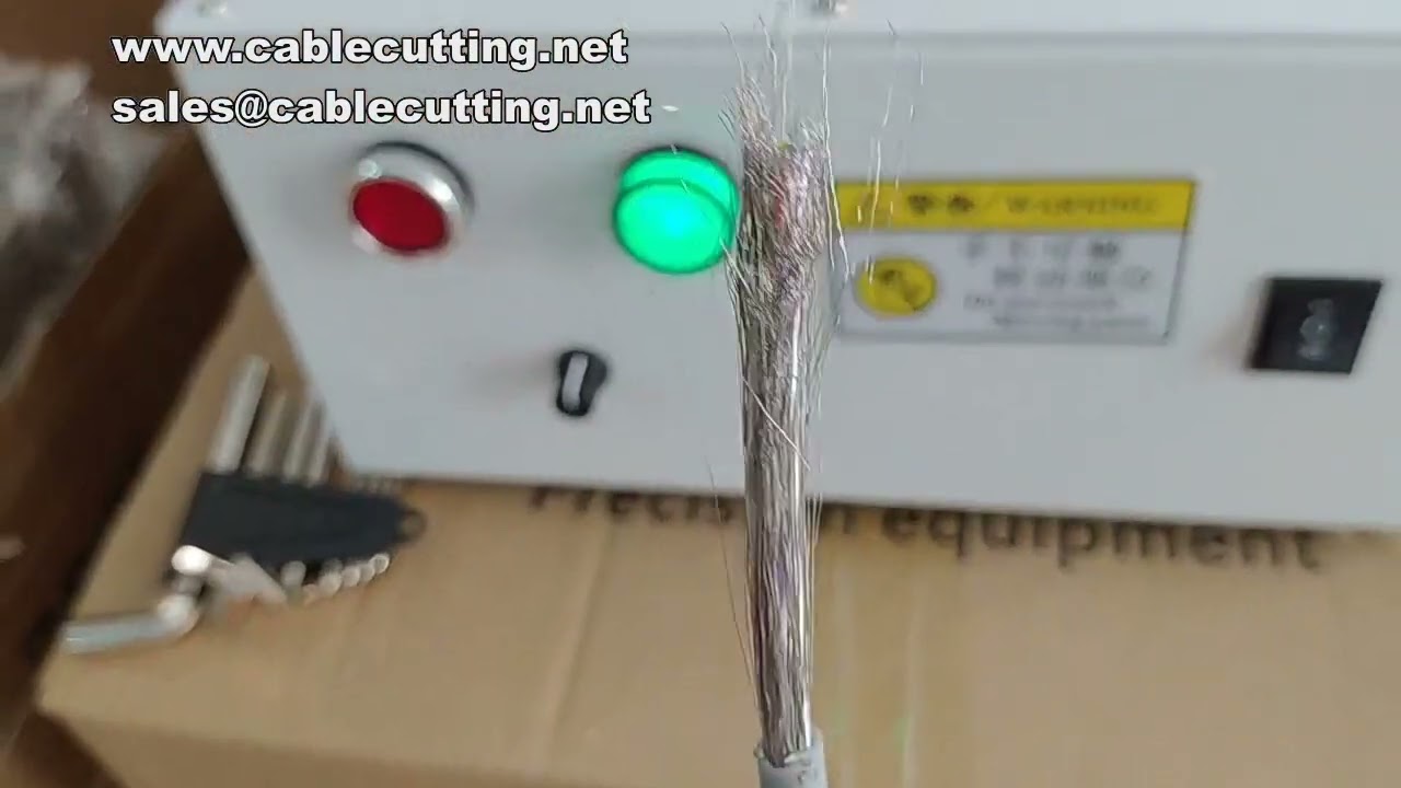 Máquina peladora y separadora de hilos de blindaje de alta velocidad para cables blindados - Eficiencia en automatización